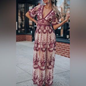 NWT’s Honey Punch maxi dress